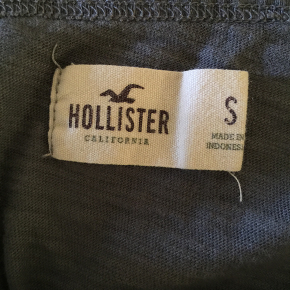 Hollister women's Back cris cross strap Top - Picture 3 of 4